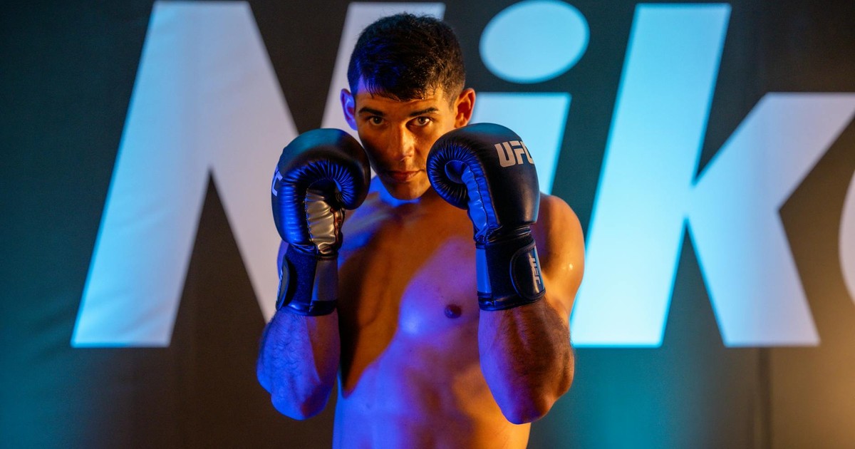 Trump & Rubio Take in Bloody UFC Brawl as Iran Peace Talks Collapse